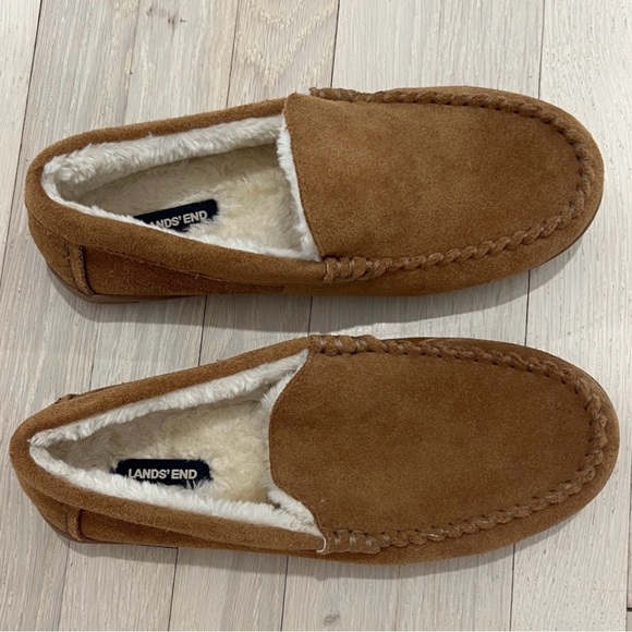 Lands' End Men's Fuzzy Lined Suede
Moccasin Slippers English Tan Swede 9 - Picture 6 of 9